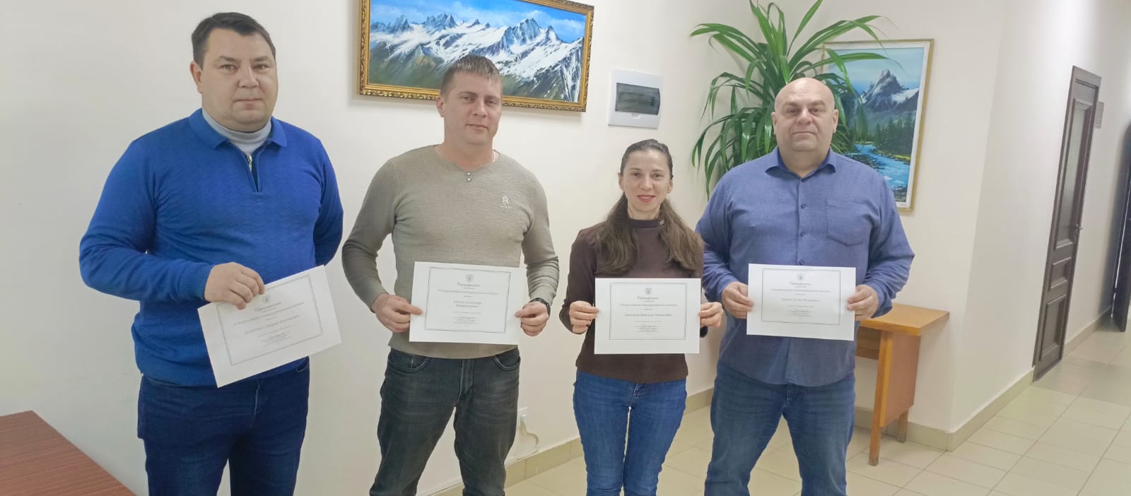 Муниципальные служащие городского поселения Майский Майского  муниципального района приняли участие в IV Всероссийском  антикоррупционном диктанкте