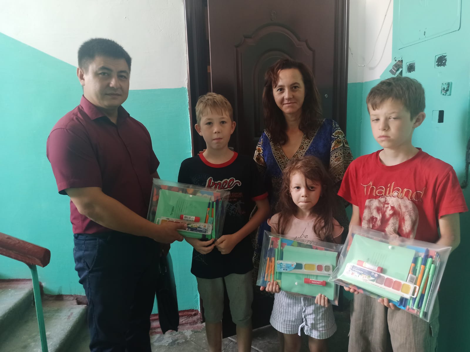 В Майском районе стартовала акция «Помоги пойти учиться» 
