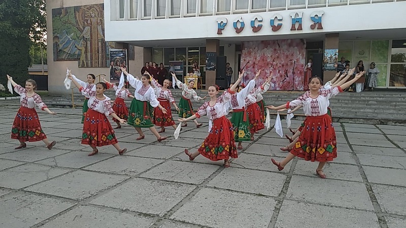 В г. Майском в рамках Дня славянской письменности прошел фольклорный праздник «Наша сила – в единстве»